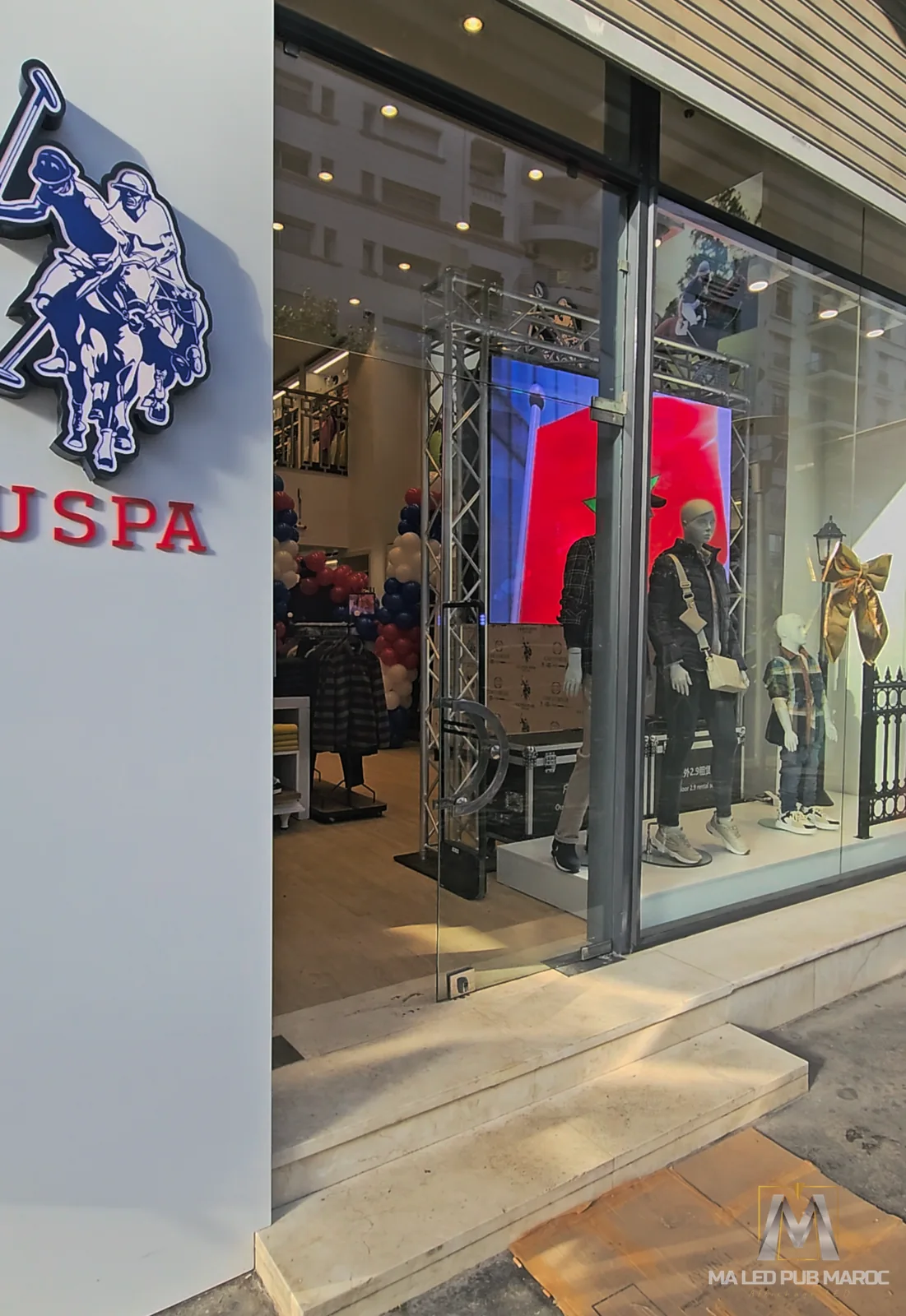 Écran LED Vitrine Forte Luminosité - Boutique US Polo Assn